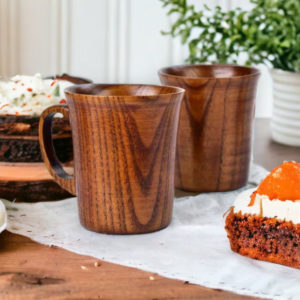 WOODEN-HANDLE-BEER-MUG.png